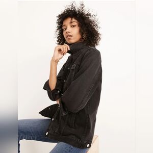 Madewell Oversized Trucker Jean Jacket in Washed Black XXS